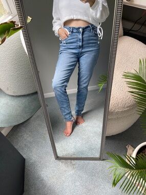 American eagle Light Blue High-Rise Women's Jeans